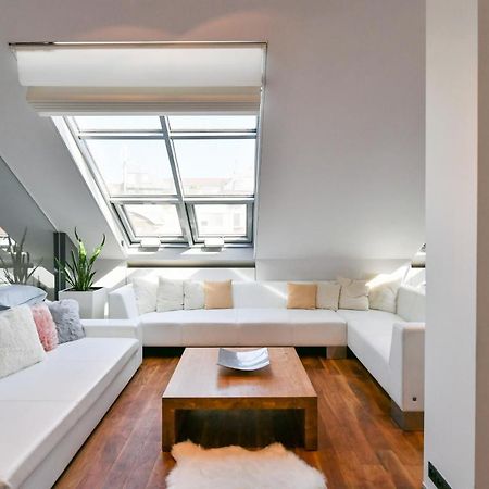 Luxury Central Penthouse With Sauna, Terrace, 250M2, 5Bdrm, 3Bthrm 프라하 외부 사진