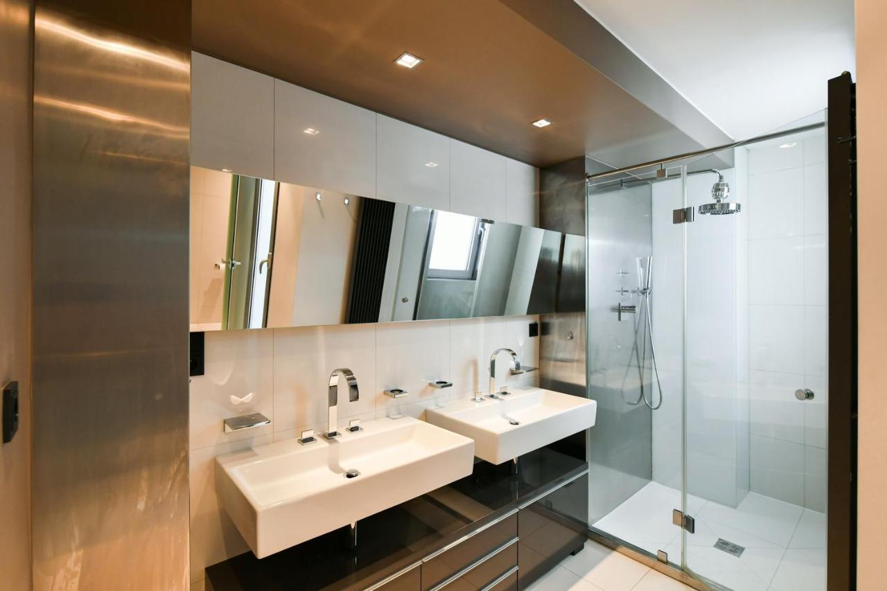 Luxury Central Penthouse With Sauna, Terrace, 250M2, 5Bdrm, 3Bthrm 프라하 외부 사진